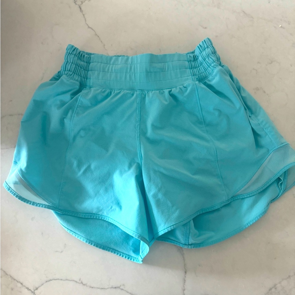 Lululemon hottie hot 4” shorts size 4